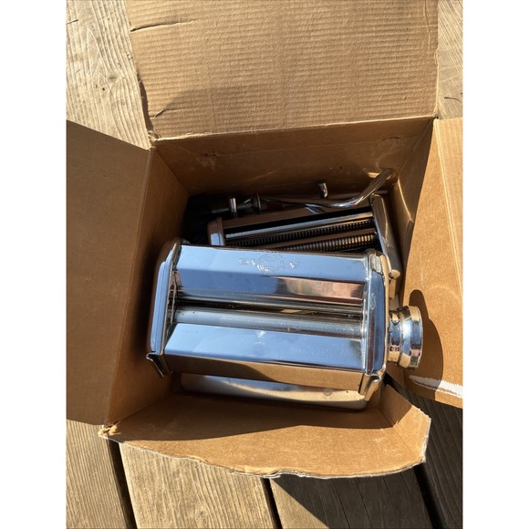 Vintage Marcato Atlas Model 150 Pasta Machine Made in Italy Noodle Maker - Picture 3 of 8